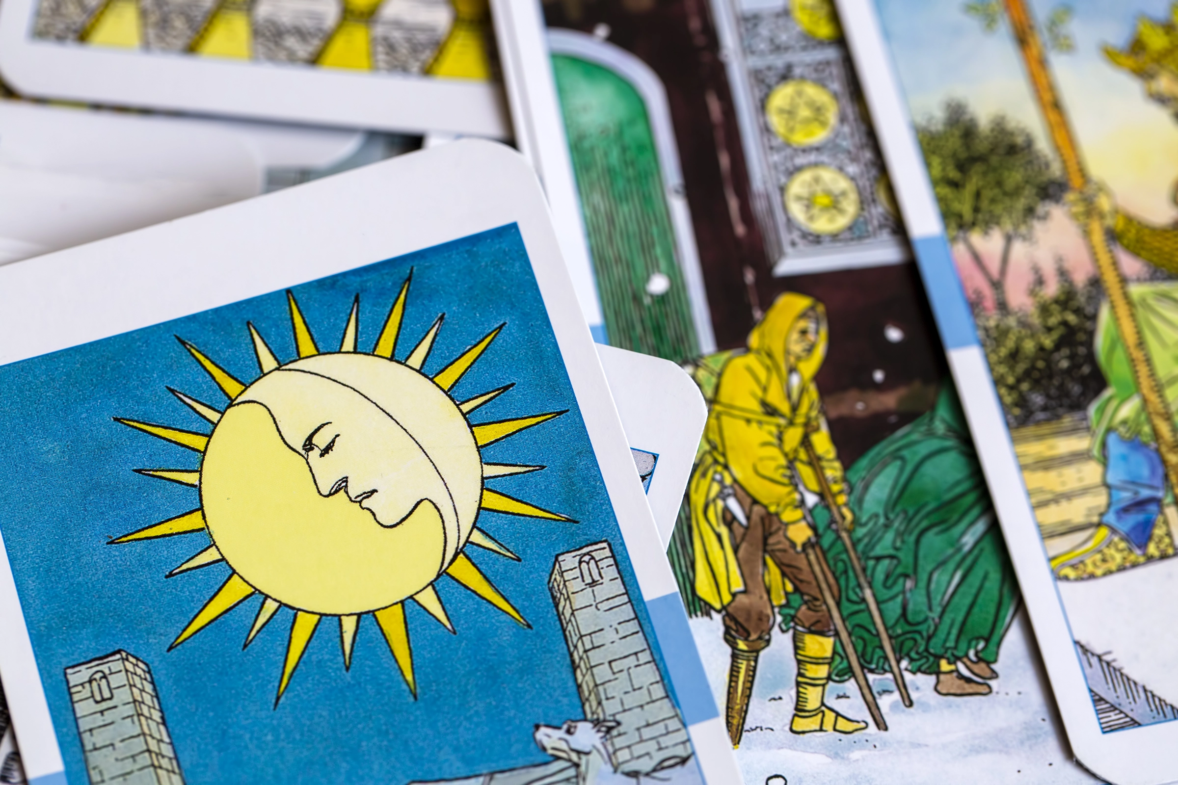 Tarot vs. Oracle Cards: What’s the Difference?